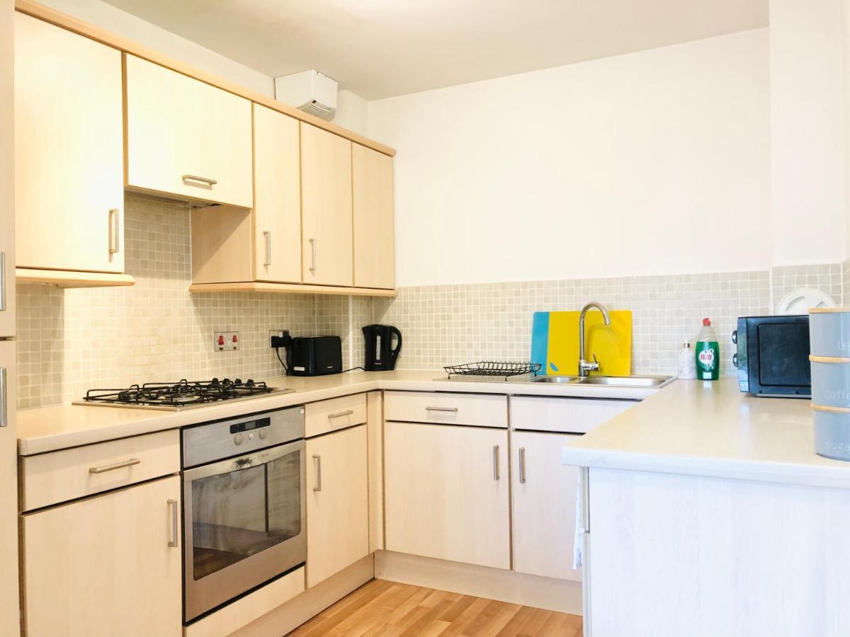 Modern Spacious Retreat Full Fibre Wi-Fi & Free Parking EDI Eksteriør bilde