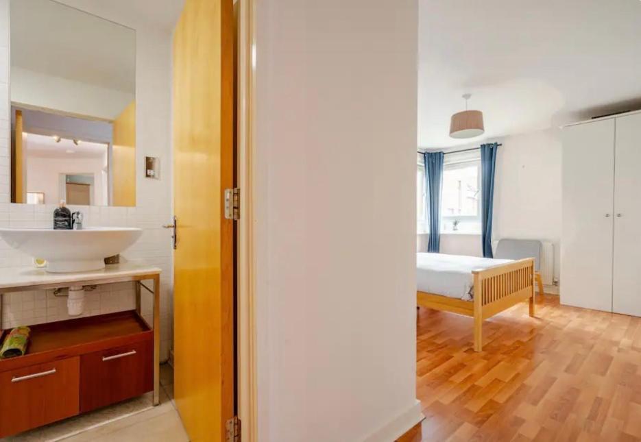 Modern Spacious Retreat Full Fibre Wi-Fi & Free Parking EDI Eksteriør bilde